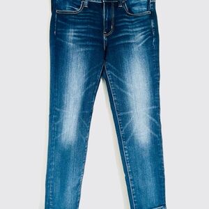 American Eagle Classic Blue Women's Jeans